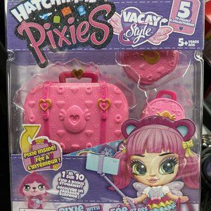 Hatchimals Pixies Vacay Style Pink Passport 2.5" P